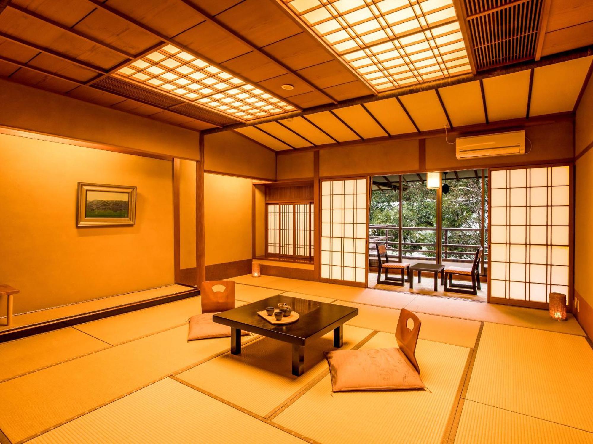 Yukai Resort Yoshinoya Irokuen Kaga  Værelse billede